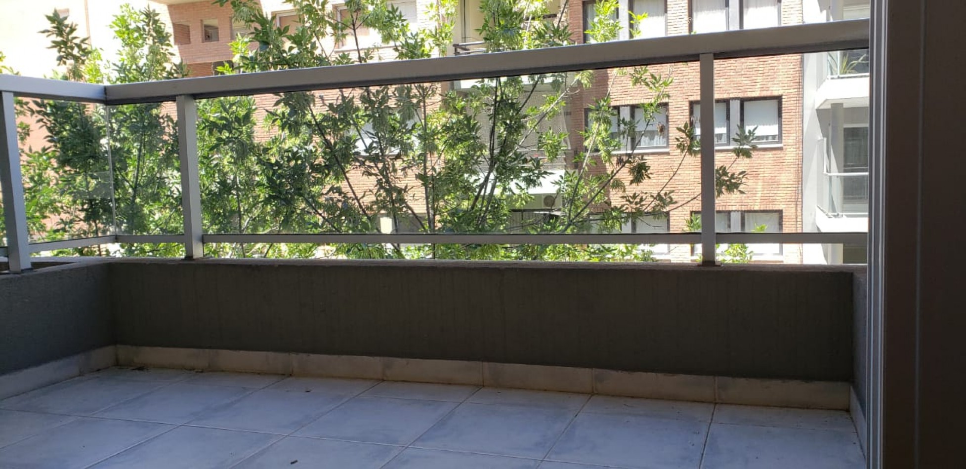 MONOAMBIENTE EN LAS CAÑITAS - CUARTO PISO - CATEGORIA