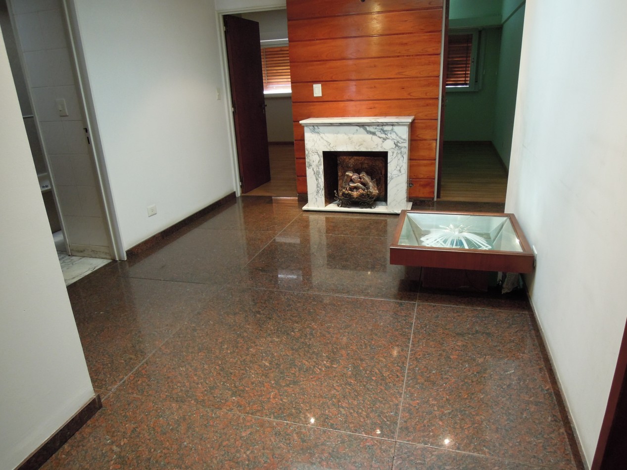 CASA DE CATEGORIA 5 DORMITORIOS