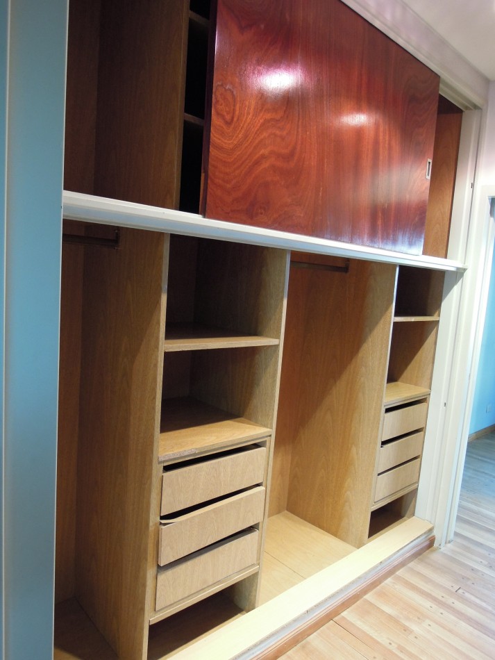 CASA DE CATEGORIA 5 DORMITORIOS