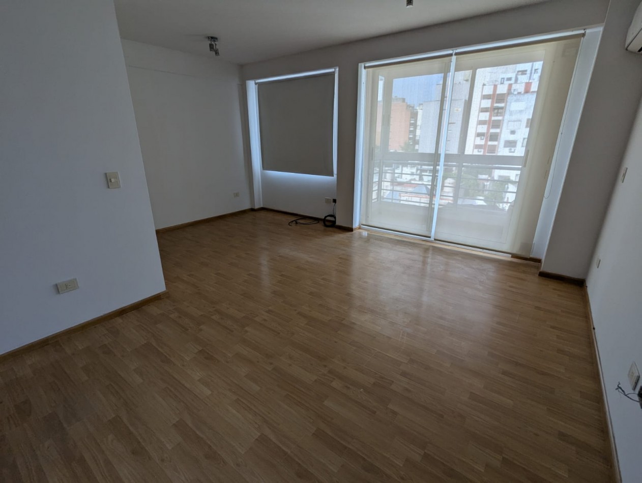 HERMOSO MONOAMBIENTE DIVISIBLE A UNA CUADRA DEL PARQUE CHACABUCO