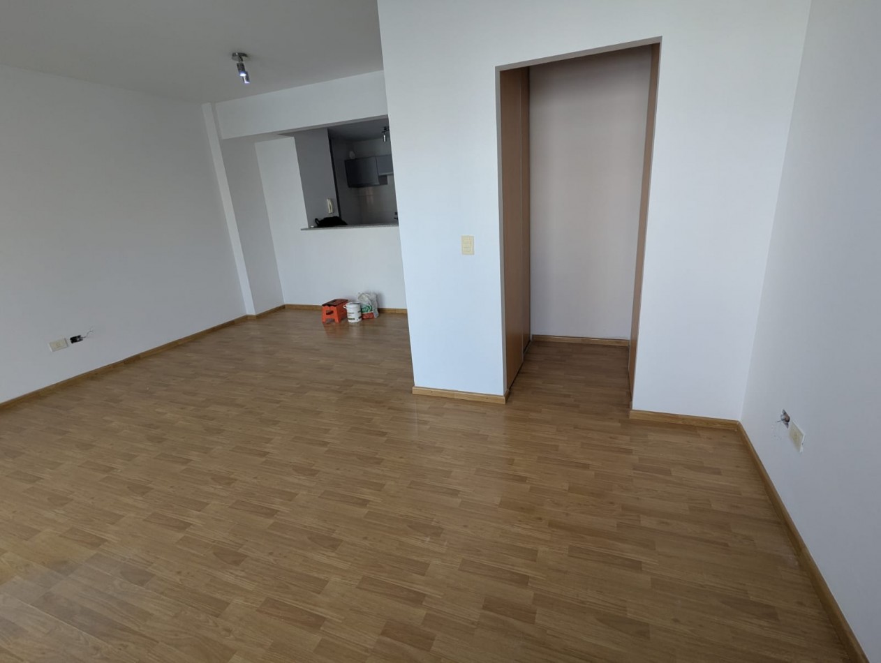 HERMOSO MONOAMBIENTE DIVISIBLE A UNA CUADRA DEL PARQUE CHACABUCO