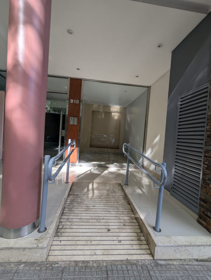 HERMOSO MONOAMBIENTE DIVISIBLE A UNA CUADRA DEL PARQUE CHACABUCO