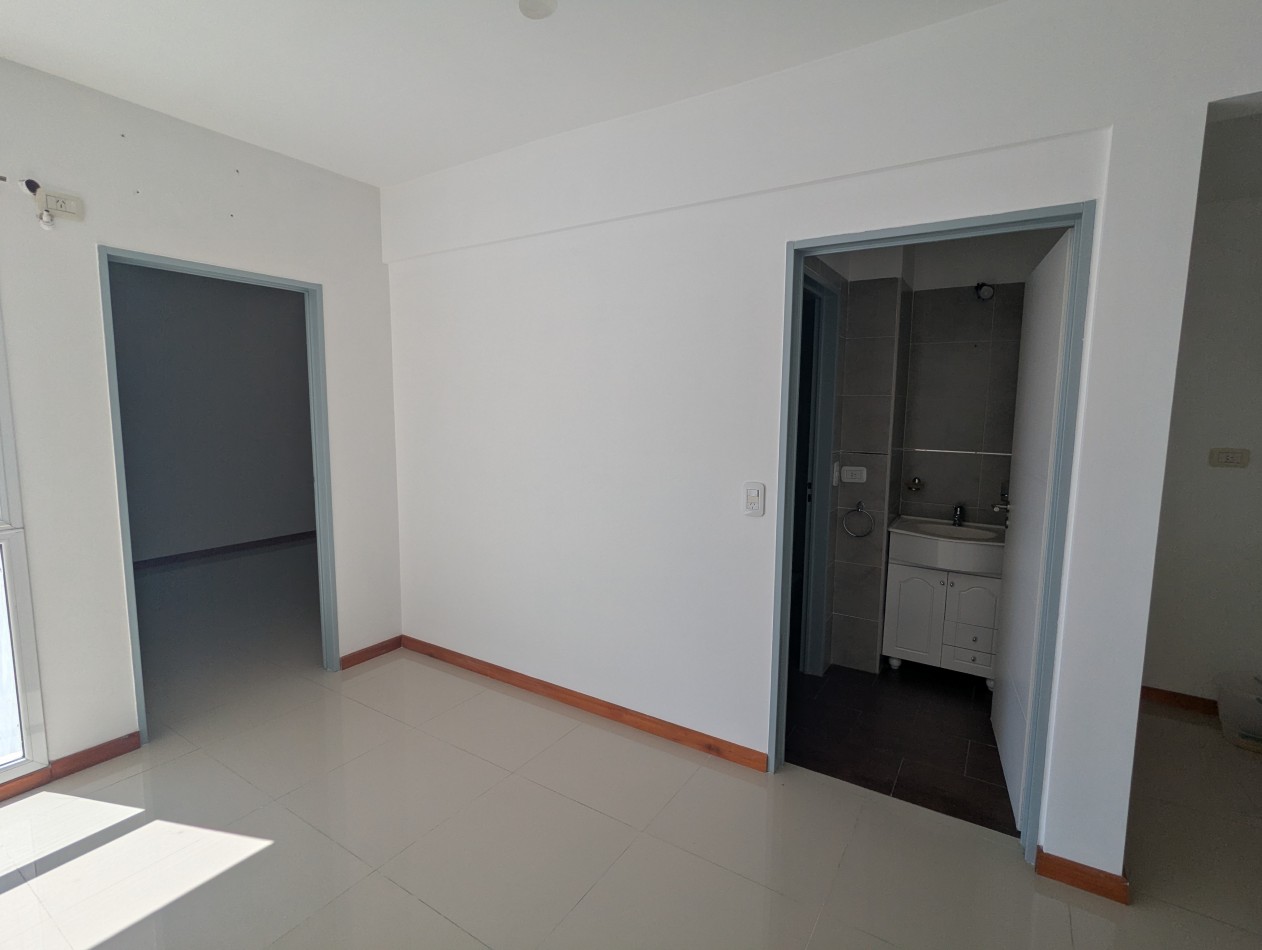 DOS AMBIENTES EN PISO 9 A UNA CUADRA DE J.B.JUSTO