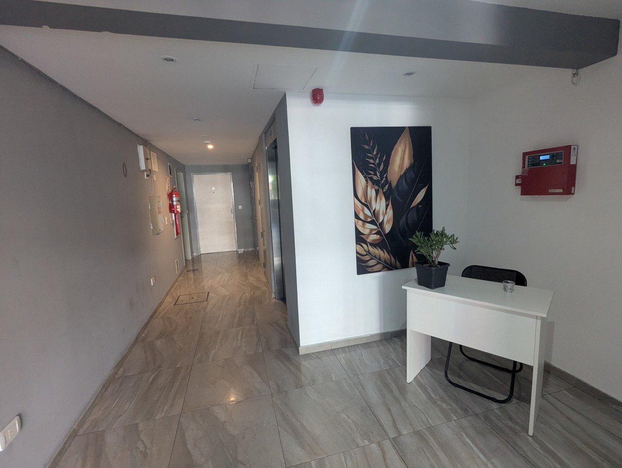 MONOAMBIENTE EN ESPECTACULAR UBICACION TODO LUZ