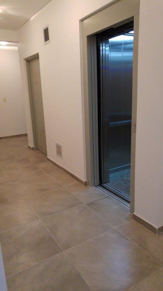 OPORTUNIDAD !!ALQUILER MONOAMBIENTE EN FLORES-A 2 CUADRAS DEL SUBTE Y CENRO COMERCIAL! VISITELO!