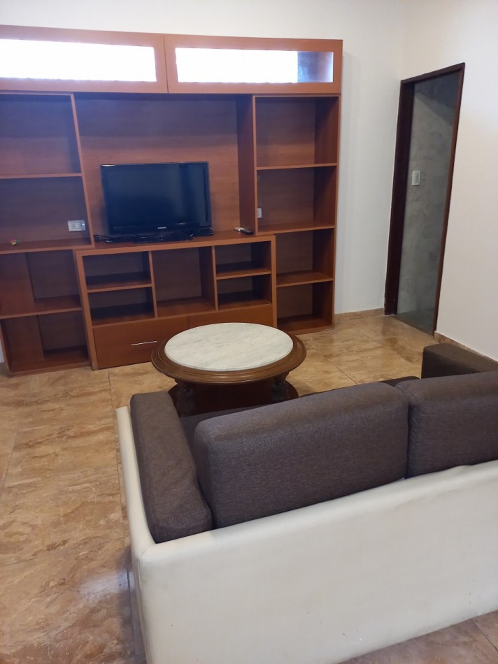 PH EN ALQUILER AMUEBLADO SIN EXPENSAS CON PATIO Y PARRILLA 90 M2 EN FLORES!!!