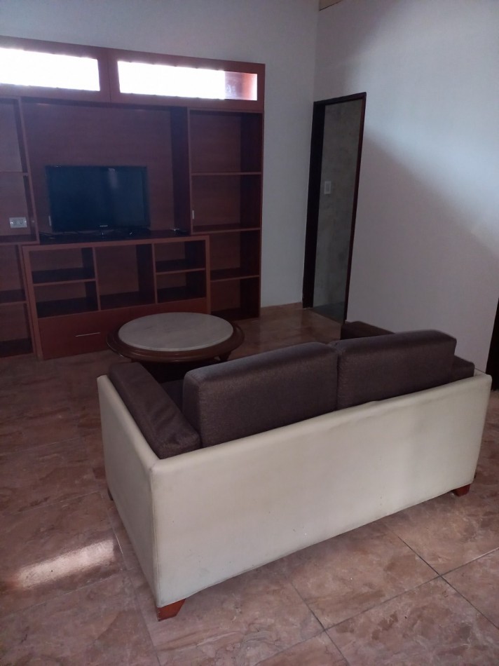PH EN ALQUILER AMUEBLADO SIN EXPENSAS CON PATIO Y PARRILLA 90 M2 EN FLORES!!!