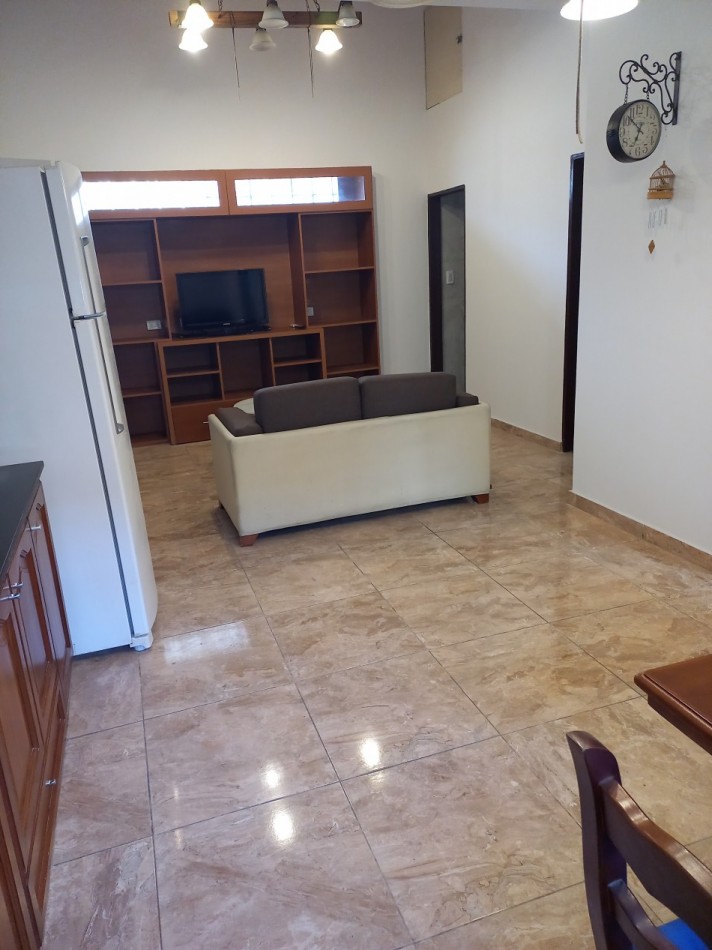PH EN ALQUILER AMUEBLADO SIN EXPENSAS CON PATIO Y PARRILLA 90 M2 EN FLORES!!!