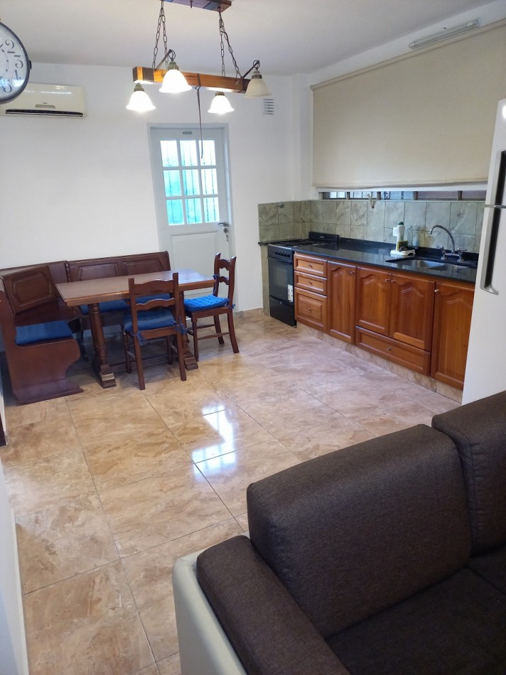 PH EN ALQUILER AMUEBLADO SIN EXPENSAS CON PATIO Y PARRILLA 90 M2 EN FLORES!!!