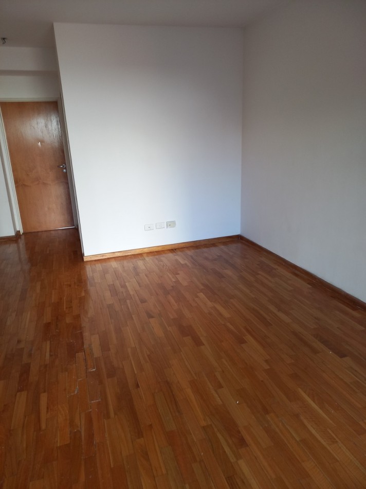  MAGNIFICO 2 AMB CON COCHERA  EN ALQUILER -CABALLITO-!!!HERMOSO  LUMINOSO!!!