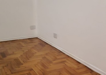2 AMBIENTES  - EXCELENTE ZONA - REGALADO - SE ALQUILA YA